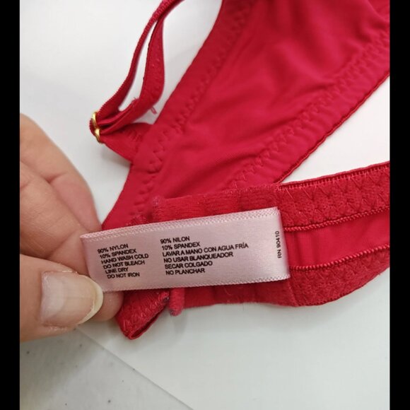 Red Juicy Couture Under Wire Push up Bra Size 34B - Picture 4 of 9